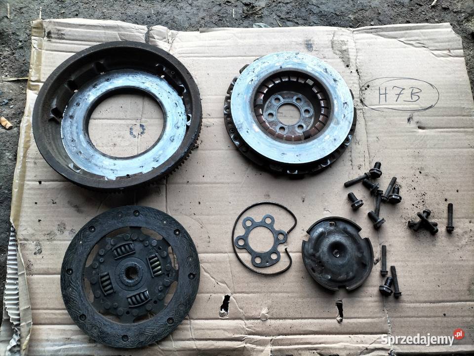 GOLF II 2 JETTA 2 16 18 SPRZĘGŁO KOŁO ZAMACHOWE osobowe Kamień-Kolonia