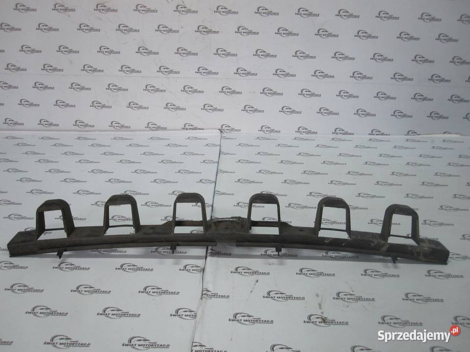 FORD FOCUS MK3 III 13r ślizg zderzaka tył