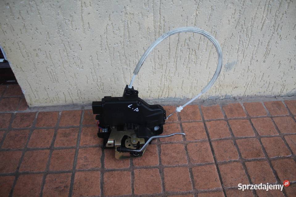 ZAMEK DRZWI LEWY PRZÓD 9 PIN AUDI A6 C5 wielkopolskie