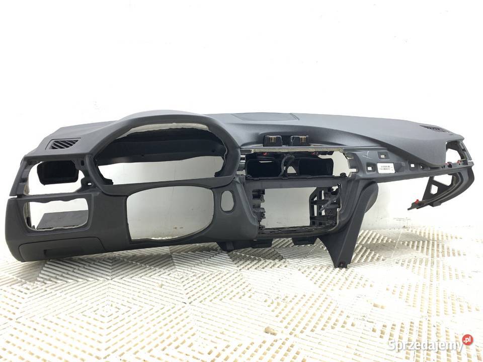 KOKPIT Z PODUSZKĄ PASAŻERA BMW F30 SedanLimuzyna