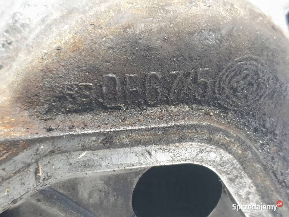 Audi A6 C6 27 TDI PODSTAWA FILTRA Oleju obudowa Janów