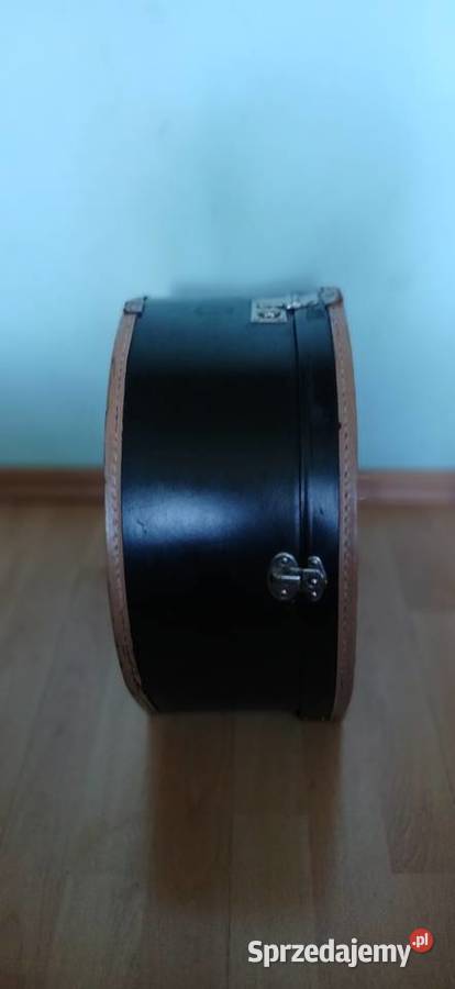 Zabytkowy kufer na kapelusze Kraków