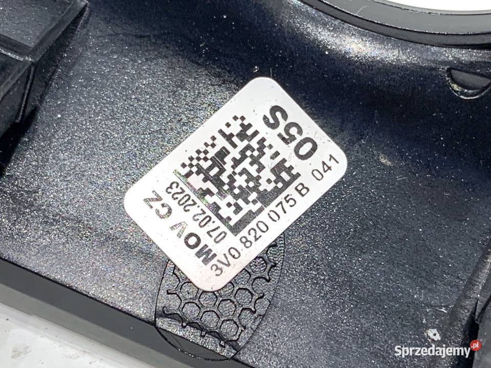 DEKOR RAMKA PANELU KLIMATYZACJI SKODA SUPERB III podkarpackie