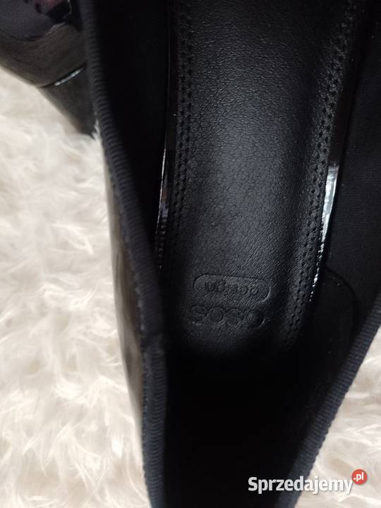 43 ASOS Design Czarne baleriny wieczorowe z