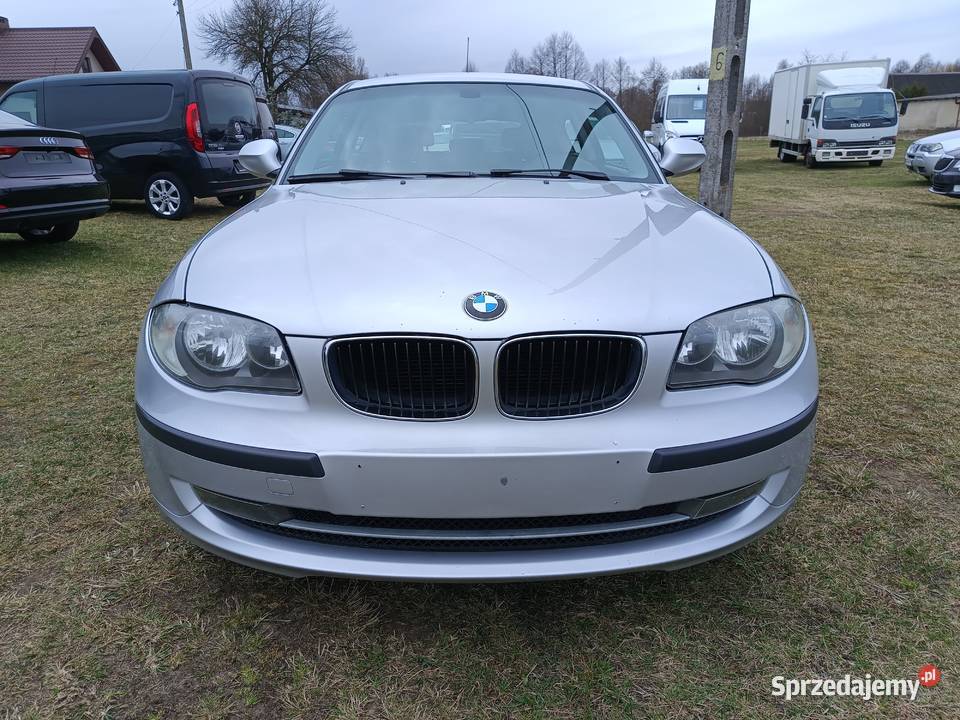 BMW 118i 20 benzyna 143 6 biegów skórzana tapicerka Podkonice Miejskie