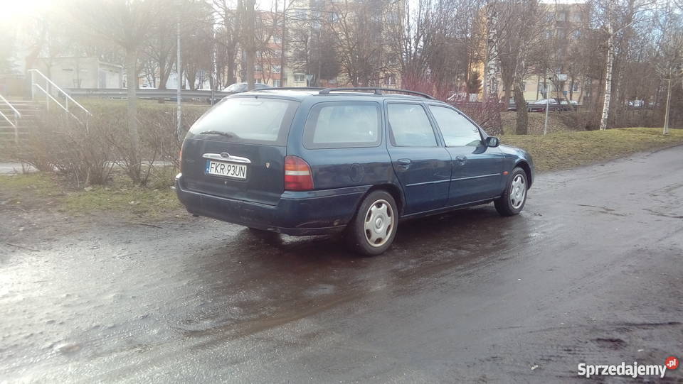 Ford Mondeo GAZ LPG niebieski