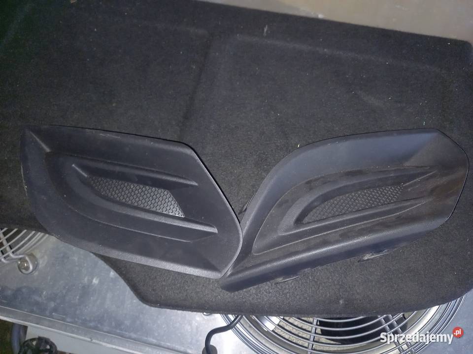 Klatki zderzaka opel corsa E Rączna
