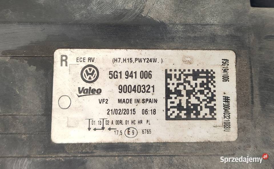 VW GOLF VII 5g1 LAMPA PRAWA PRZÓD Wałcz
