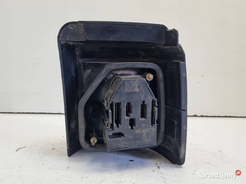 VW Passat B3 kombi TYLNA LEWA LAMPA Lewy tył Lampy tylne Rudka