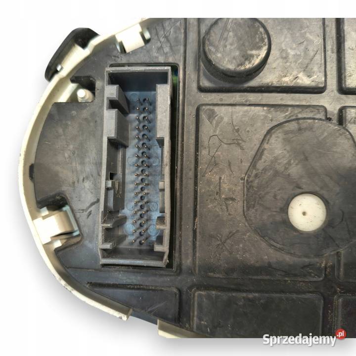 LICZNIK ZEGARY VP8A6F10894BC Ford Fiesta MK7 125 lubelskie