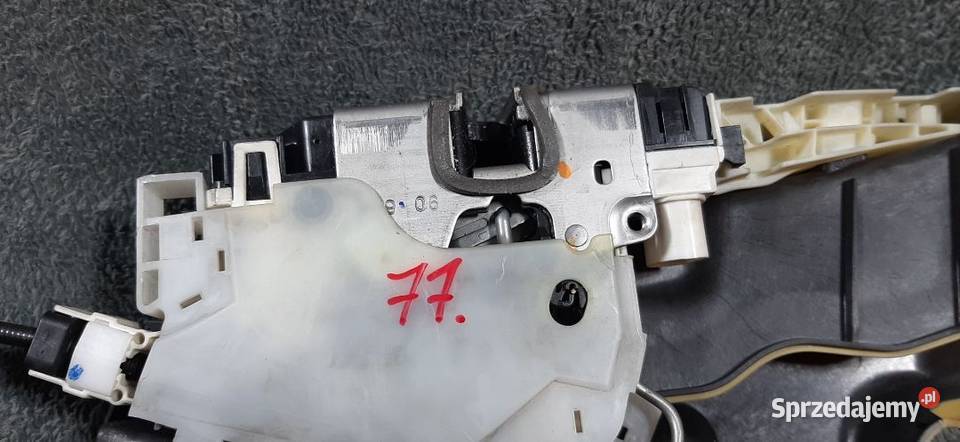 Mechanizm zamka zamek drzwi Mercedes W212 Lewy Włoszczowa