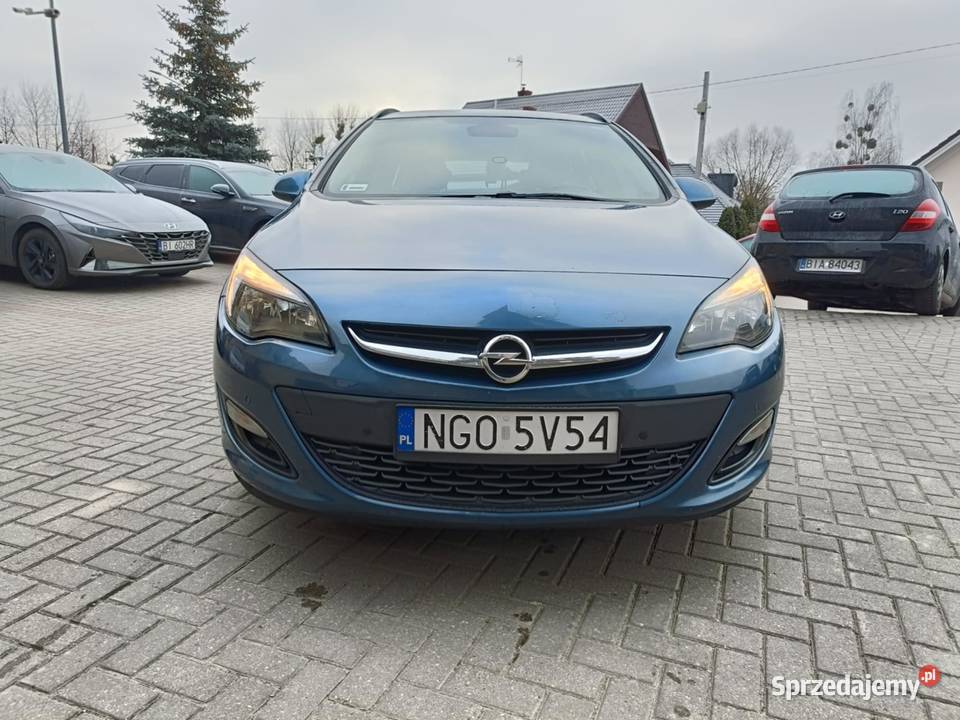 Opel Astra J 2014 garażowany sprzedam