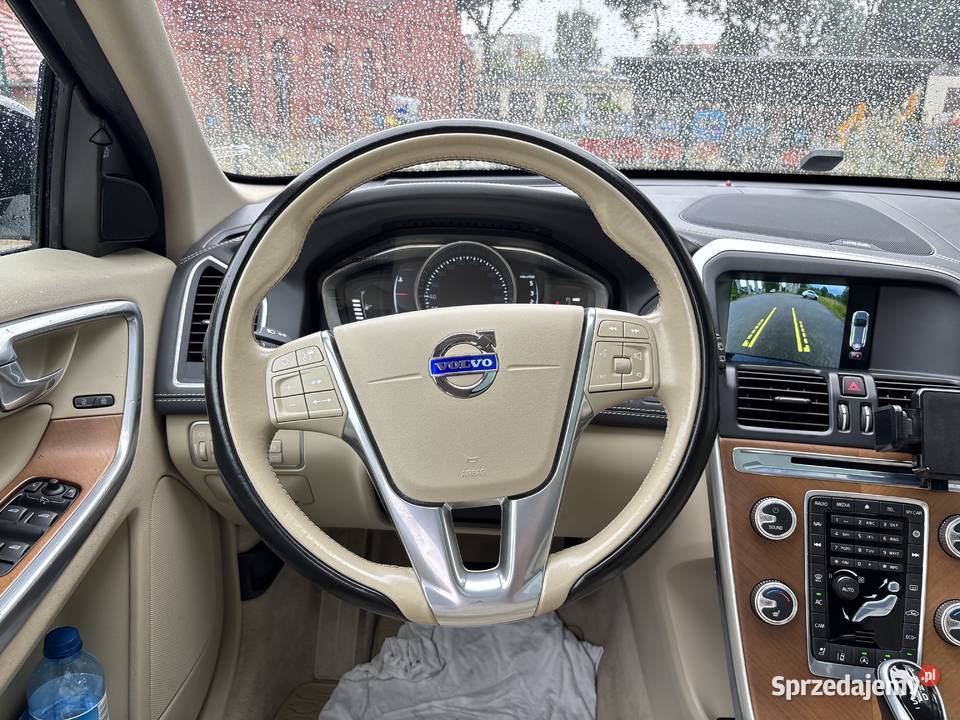 Volvo XC60 D4 Inscription 2015 Bogate przyciemniane szyby Trzebień sprzedam