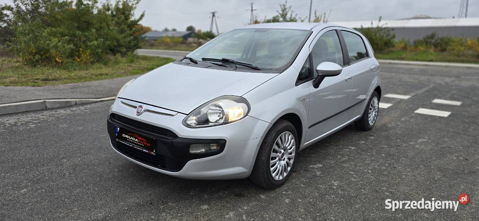 Fiat Punto EVO 12 BlueMe Bluetooth Klimatyzacja gniazdo AUX Andrespol sprzedam