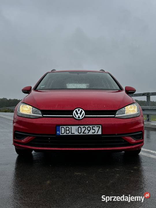 Volkswagen Golf 7 kombi 16TDI 2017 Volkswagen Bolesławiec