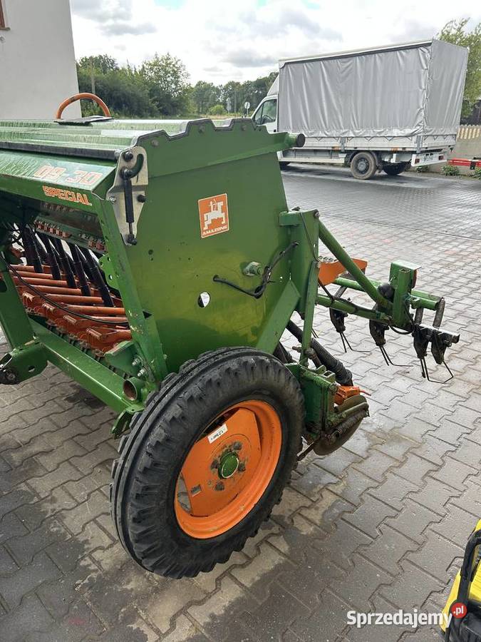 Siewnik Amazone D9 Talerzowy Czermno