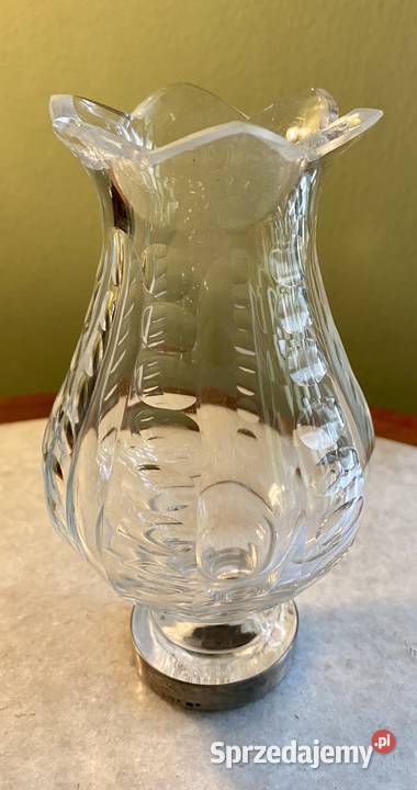 Piękny kryształowy wazonik na srebrnej stopie Warszawa