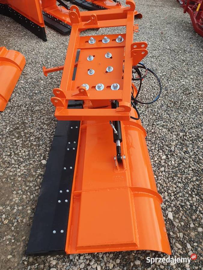 Duży mocny pług do śniegu do tura tuza strzałka nieuszkodzony Bachmatówka