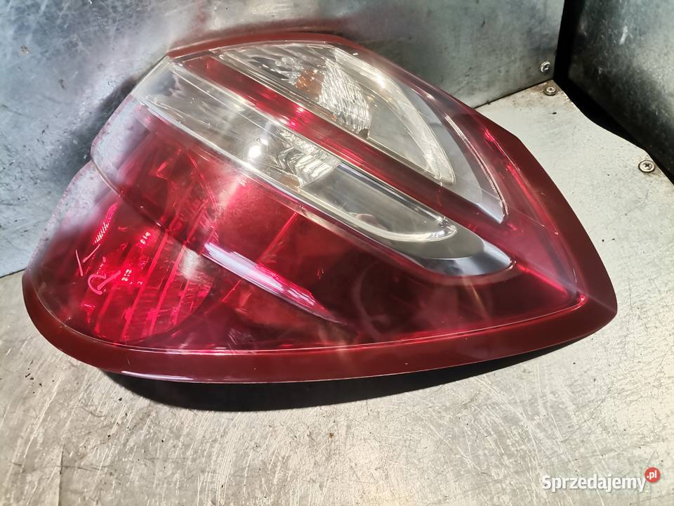 SUBARU LEGACY 4 IV LAMPA PRAWY TYŁ KOMBI małopolskie Nowy Sącz