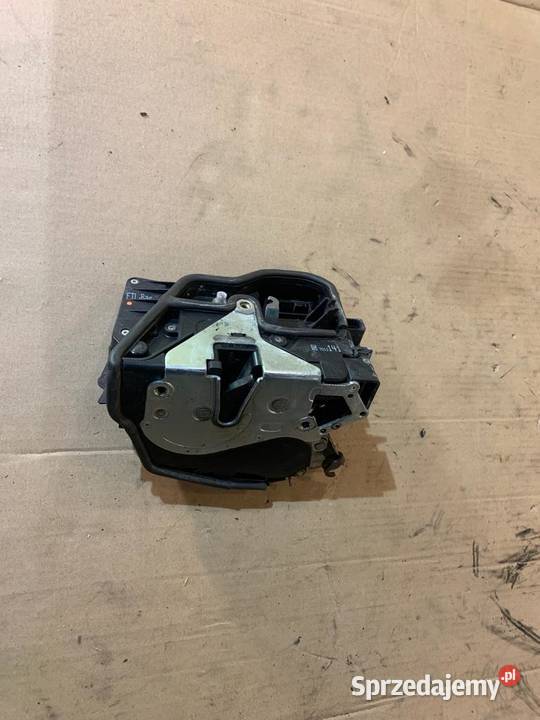 Zamek drzwi lewy przód bmw7 e65 e66 Europa Szczecin sprzedam