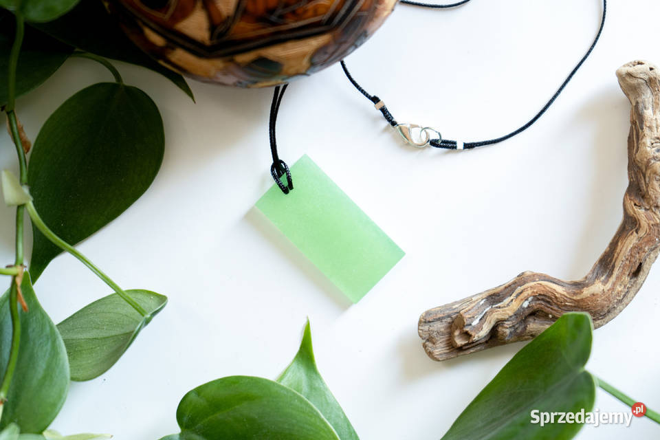 Świecący w ciemności zielony prostokątny