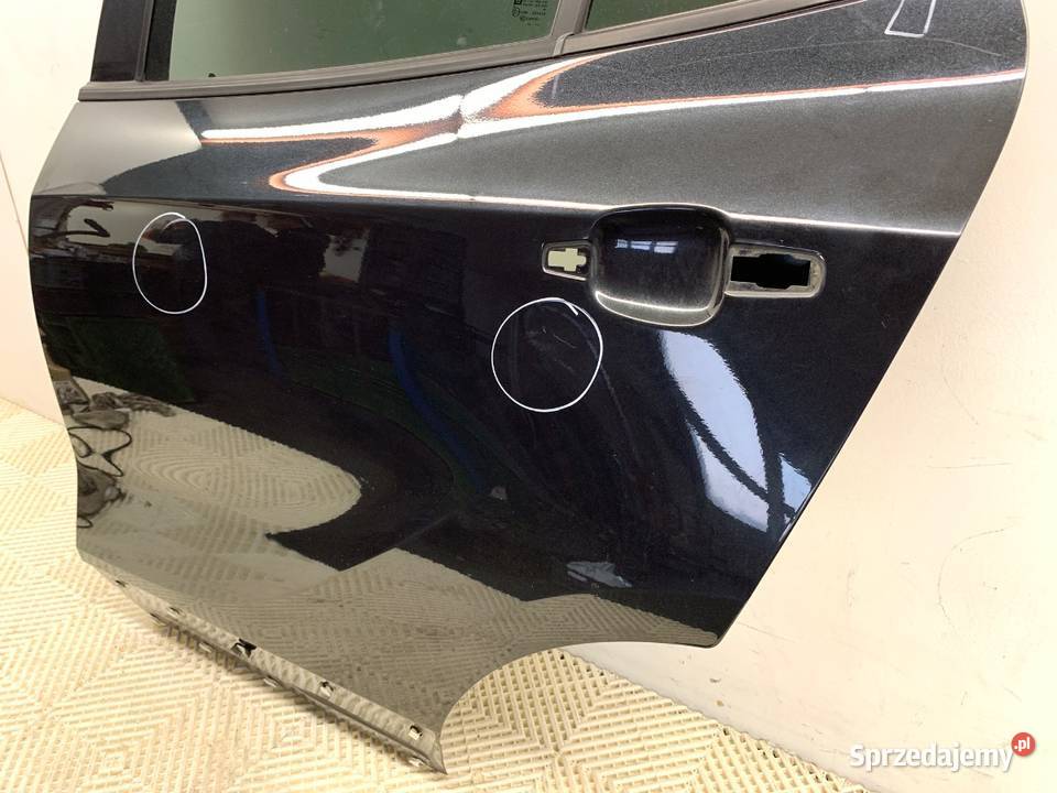 DRZWI LEWY TYŁ OPEL MOKKA Hatchback Carbon Flash osobowe Motoryzacja sprzedam