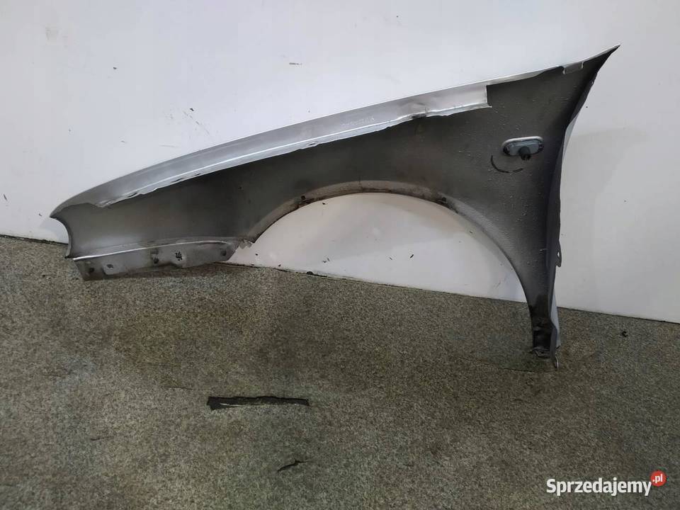 BŁOTNIK PRAWY PRZÓD LA7W VW Volkswagen Golf IV