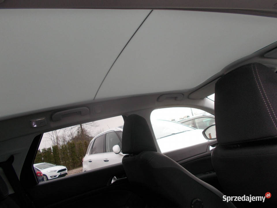 Peugeot 308 12 BenzPureTech 130 EAT8Active Pack komputer pokładowy