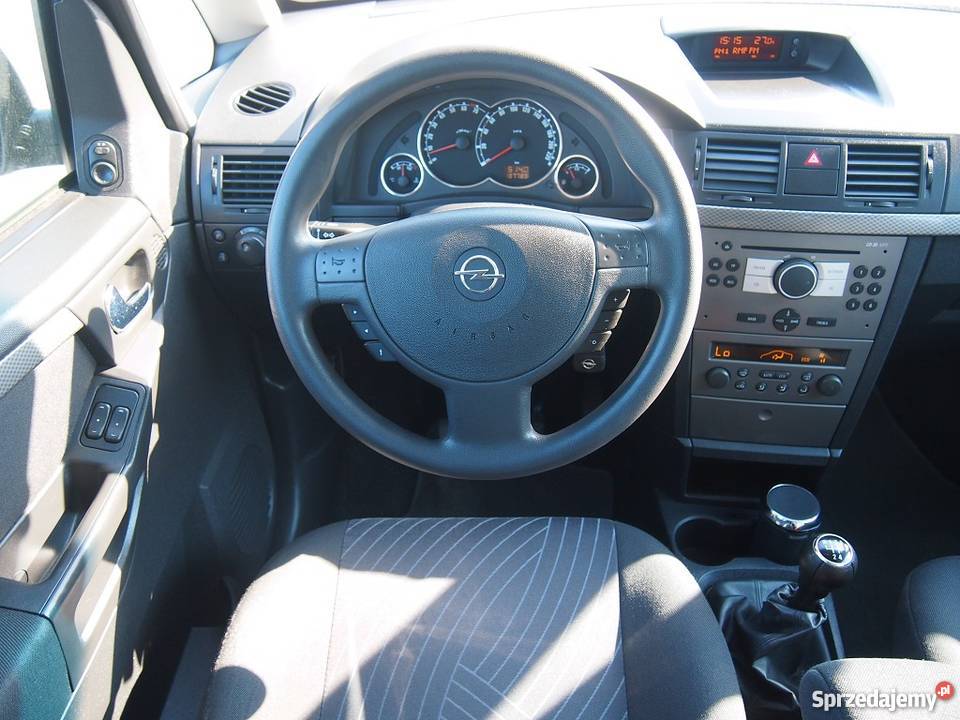 Opel Meriva niebieski Meriva Morzyczyn