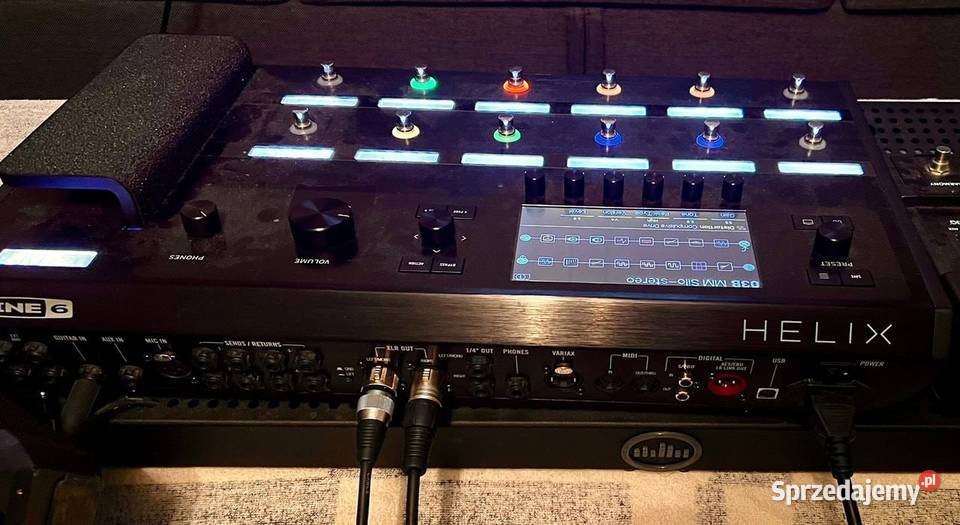 Line6 Helix auf dem Temple AudioPedalboard Koźmin Wielkopolski
