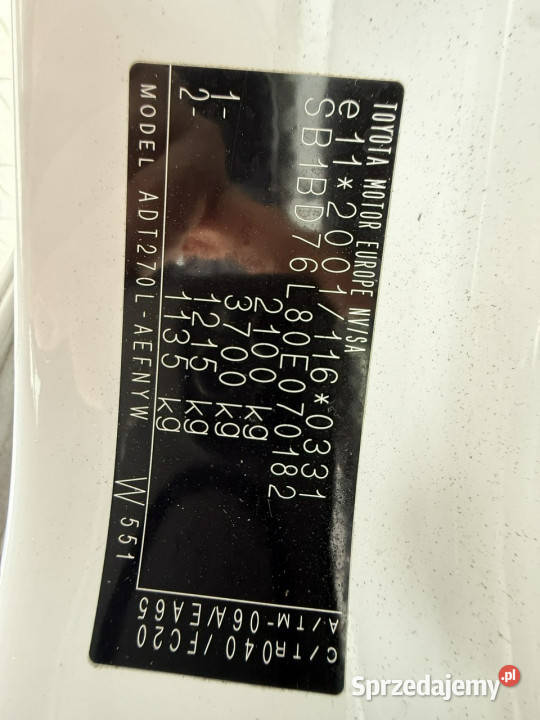 Toyota Avensis niezawodny diesel III 2009