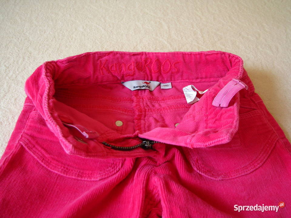 Urocze spodnie dziewczęce różowy sztruks Brzegi sprzedam