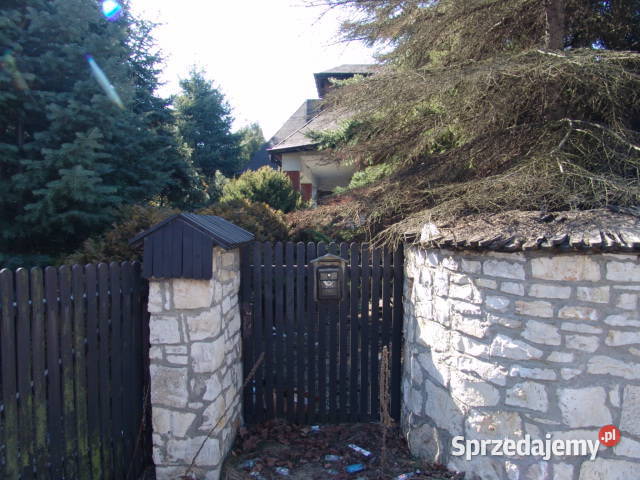 Syndyk sprzeda zabudowaną nieruchomość w Myszków