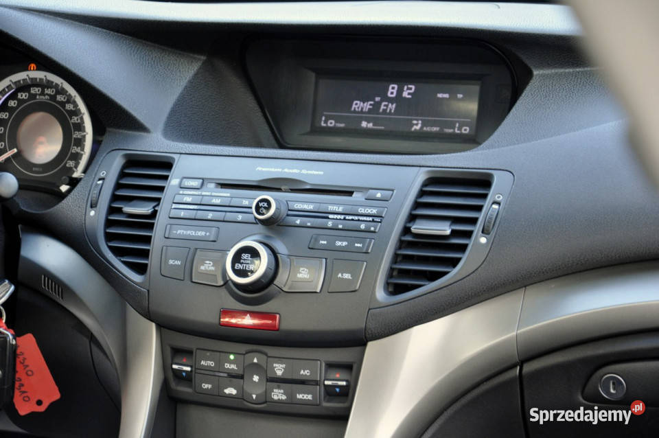 Honda Accord Tourer 22iDTEC 150 gniazdo USB Węgrów