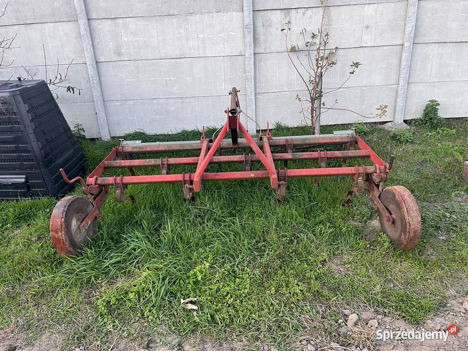 Kultywator z wałem Nowa Kuźnia