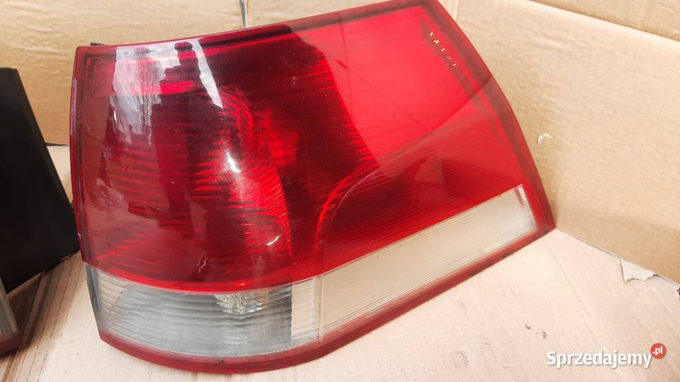 lampa tylna prawa lewa opel vectra c kombi w sprzedam