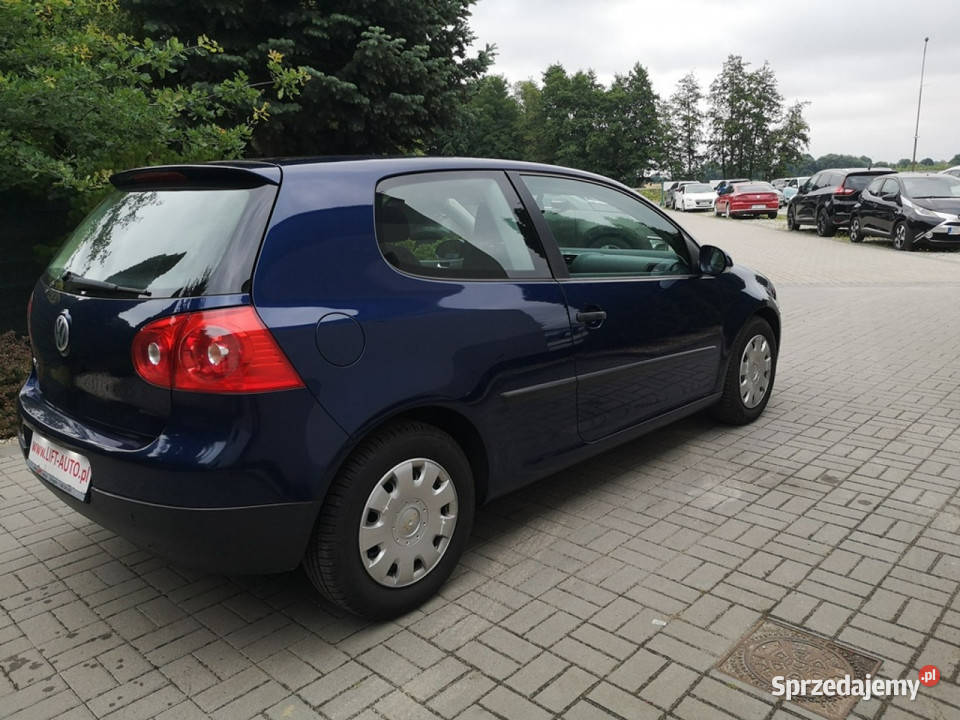 Volkswagen Golf 14 16v 75 Klimatronik Isofix manualna Strzegom sprzedam