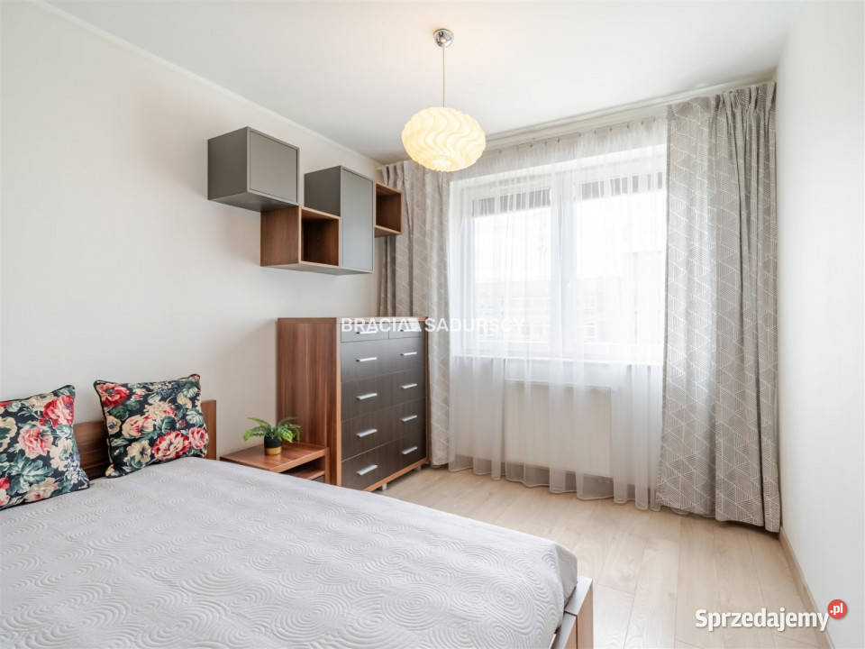 Mieszkanie Kraków Przewóz 6194m2 3 pokoje blok