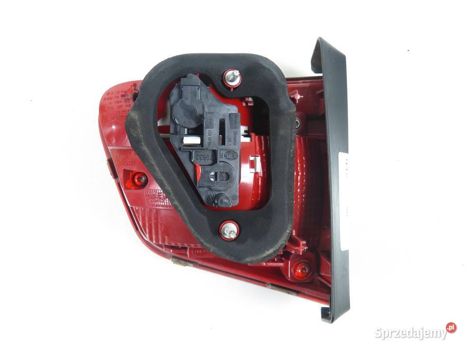 LAMPA PRAWA TYLNA KLAPA VW TIGUAN LIFT