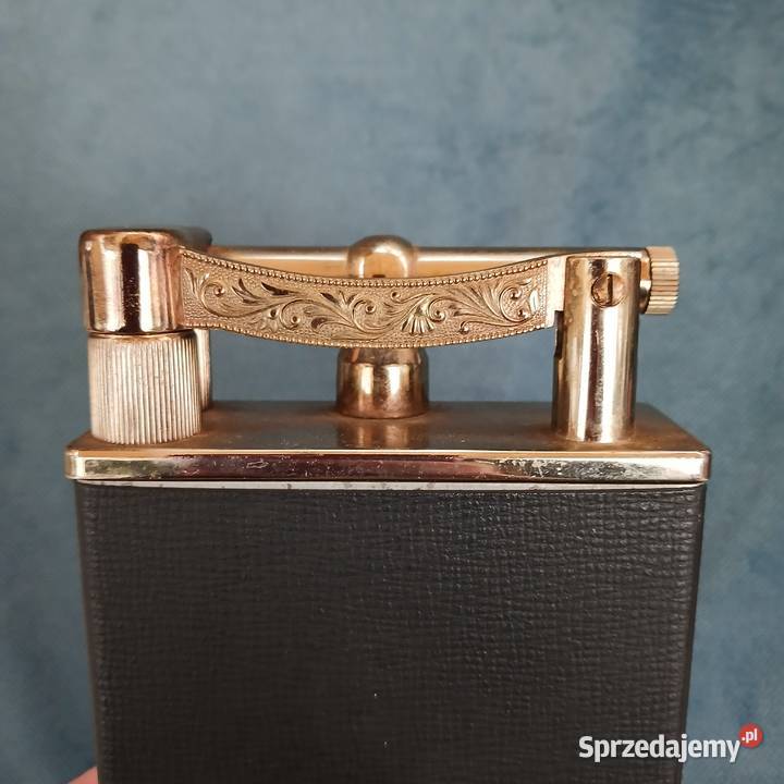 Duża kolekcjonerska zapalniczka benzynowa