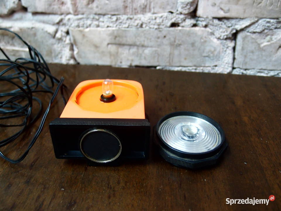przenośna lampa samochodowa 12V produkcja PRL łódzkie Łódź