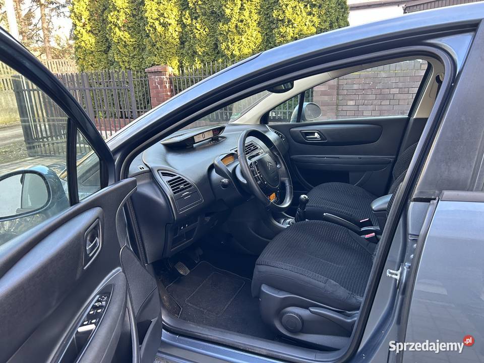 Citroen C4 16i Exclusive Xenon Climatronic lakier metallic