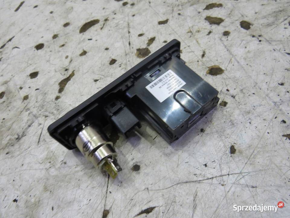 GNIAZDO USB IPOD JAGUAR XJ X351 AW9319C1666AA