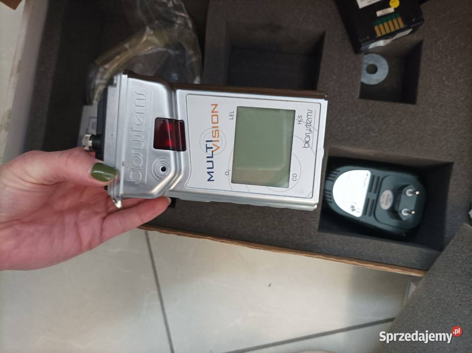 DETEKTOR WIELOGAZOWY MULTIVISION