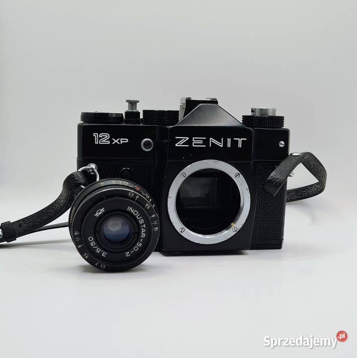 Zenit 12XP Industar502 50mm f35 futerał lampa Koszalin