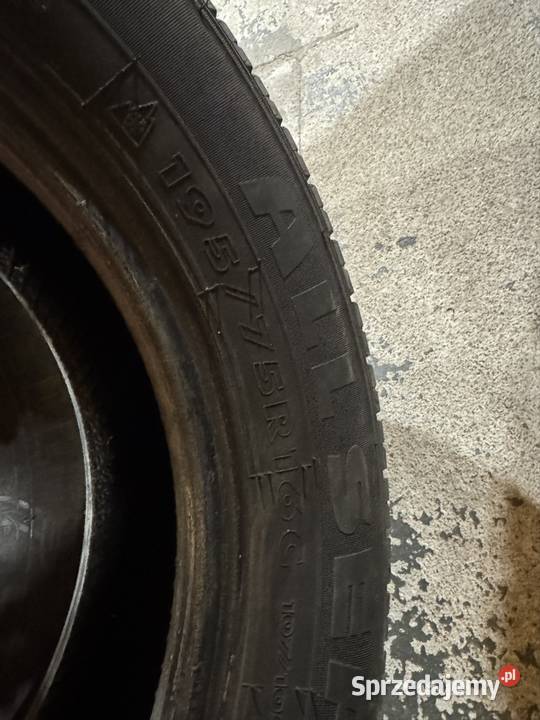 2 opon Sunfull 1957516c Chybie sprzedam