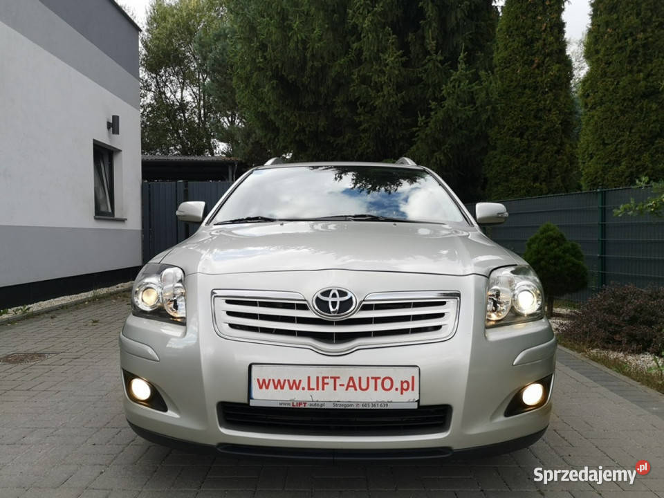 Toyota Avensis 20 D4D 126 Klimatr Isofix Temp klimatyzacja Strzegom sprzedam