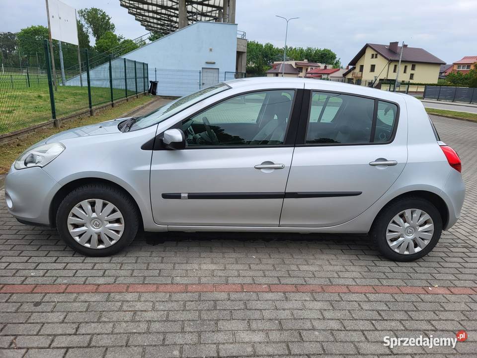 Renault Clio 12 benzyna 75 niski przebieg 75KM Warta sprzedam
