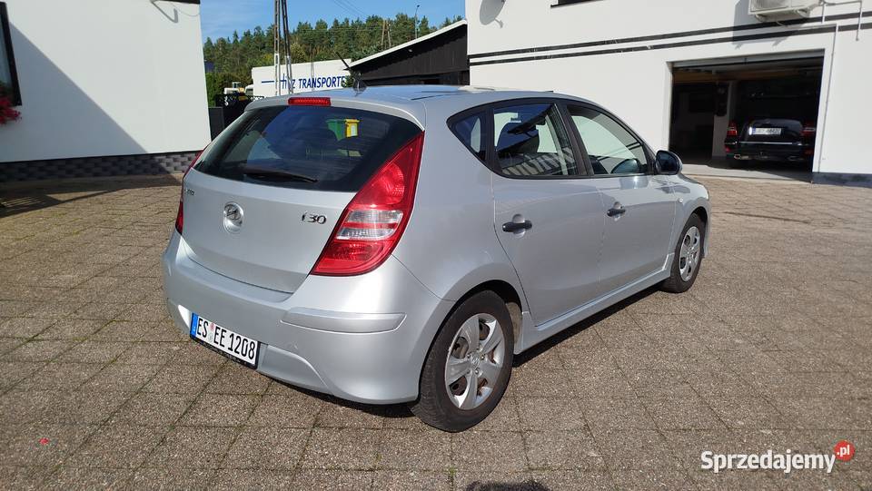 Hyundai i30 14 benzyna 105 Bezwypadkowy Zadbany srebrny Bytów