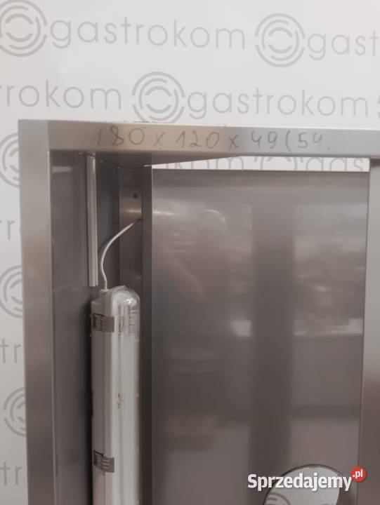 Okap centralny trapezowy z łapaczami 360x120 2 Gastronomia